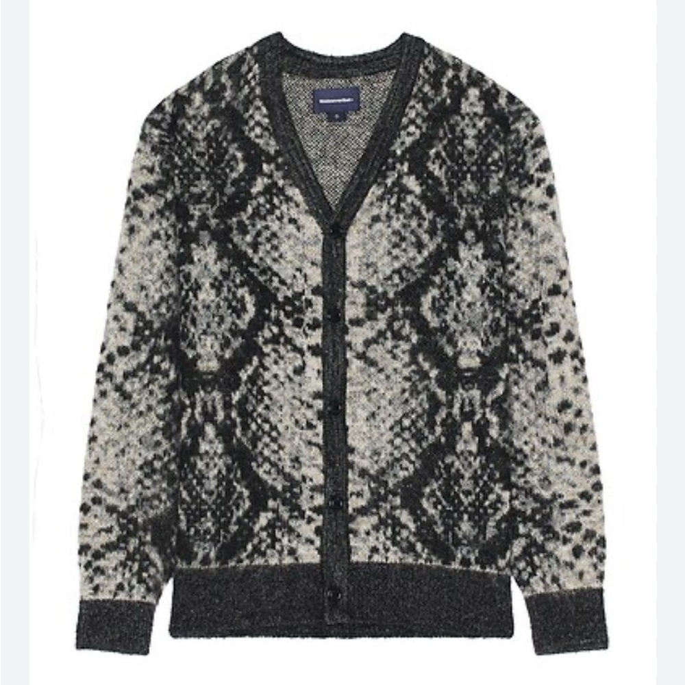 Python  Print Black & White V- neck Button Front Cardigan Womens sz